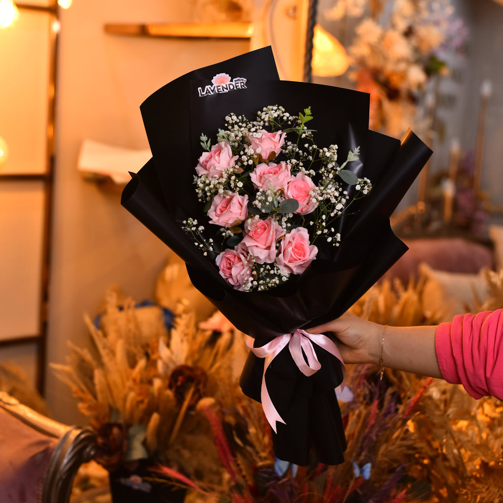 pink roses and white gypsophila 