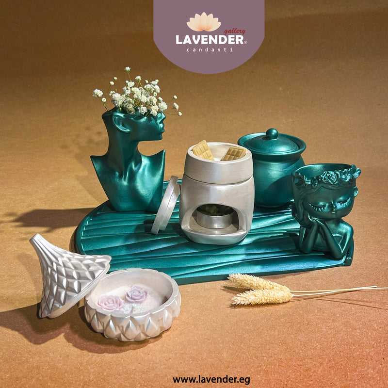 Decorative set with teal and white ceramic pieces 